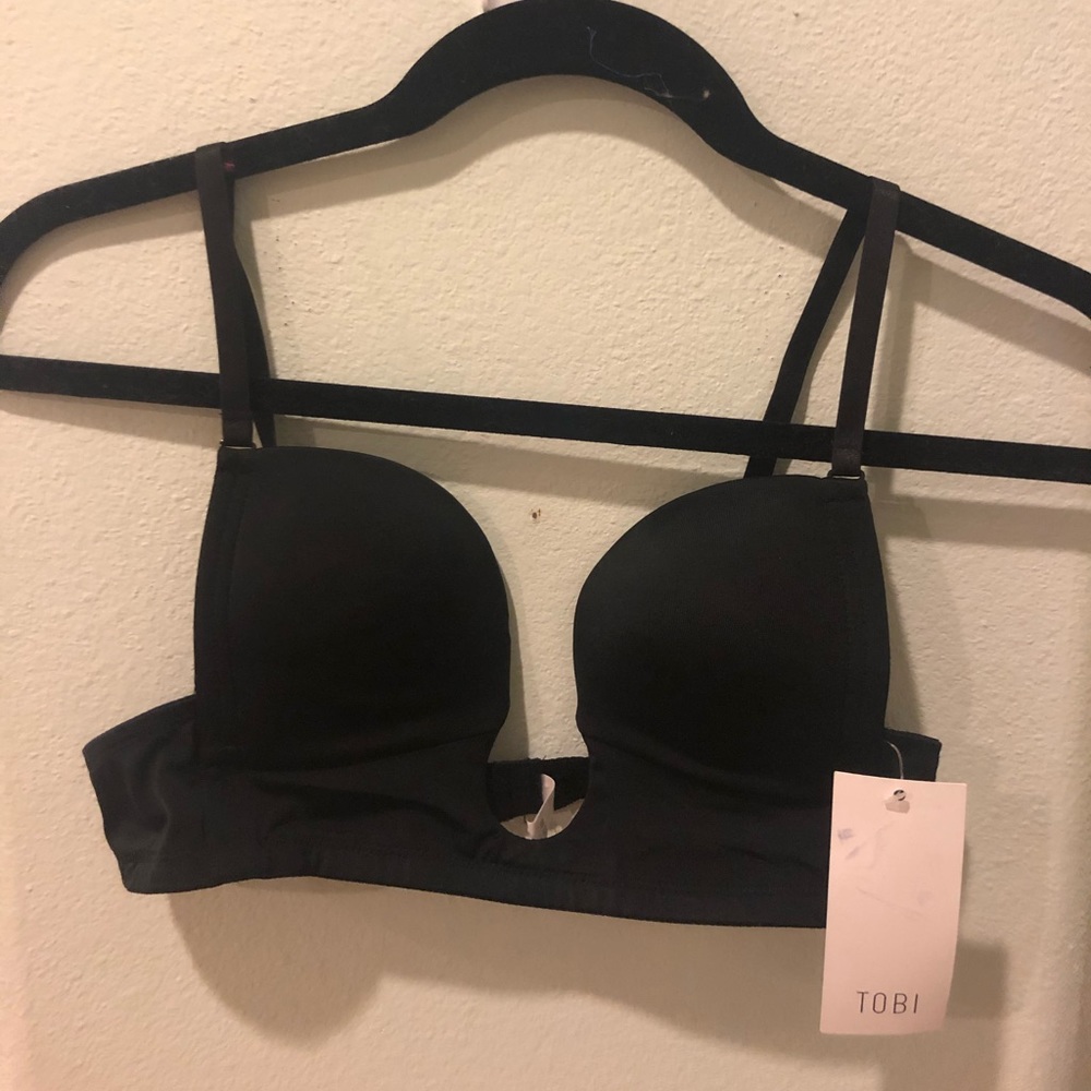 NWT Tobi Deep-cut/No show Bra